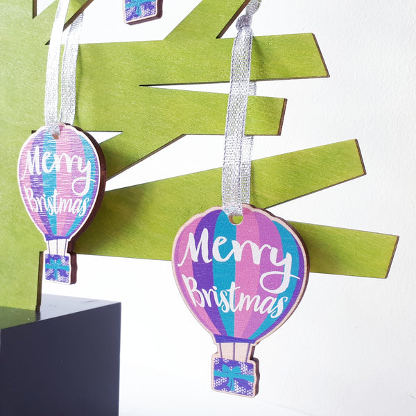 Load image into Gallery viewer, Merry Bristmas Balloon wooden Christmas decoration